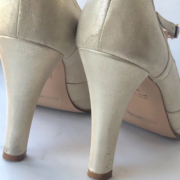 Marc Jacobs T-Strap Heels in Gold Champagne EUC - Picture 13 of 15